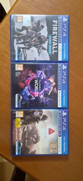 PS4 VR Kit 3 Giochi, Fucile, 2 Move telecamera usb
