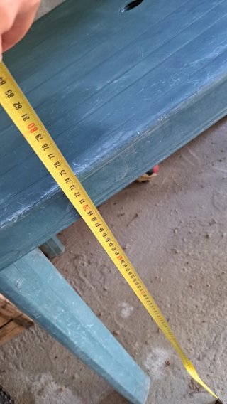 Tavolo da giardino in plastica verde