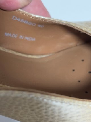 Sandalias Geox Beige y Doradas Talla 38