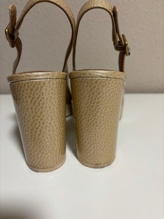 Sandalias Geox Beige y Doradas Talla 38