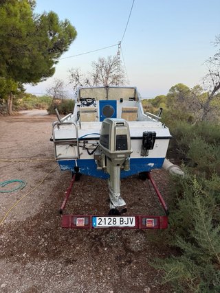 Barco recreo y deportivo
