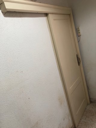 Puerta de madera corredera