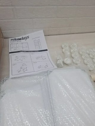 Zapatero Estrecho con Puertas
