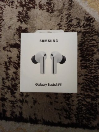 Samsung Galaxy Buds3 FE Blancos