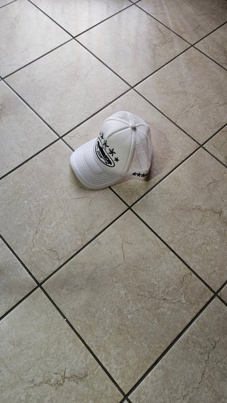 Cappello Corteiz Bianco
