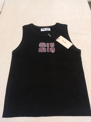 Miu Miu Top Negro con Pedrería