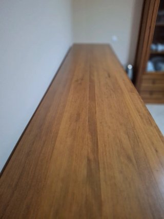 Aparador de madera maciza
