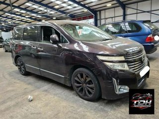 Despiece Nissan Elgrand E52 V6 Morado