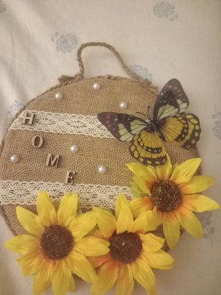 Quadro decorativo juta con fiori e farfalla
