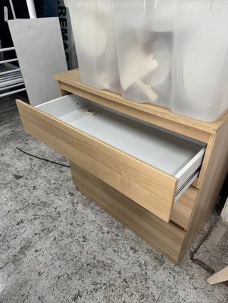 Cómoda IKEA MALM 3 cajones Chapa Roble