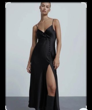Vestido negro largo satinado