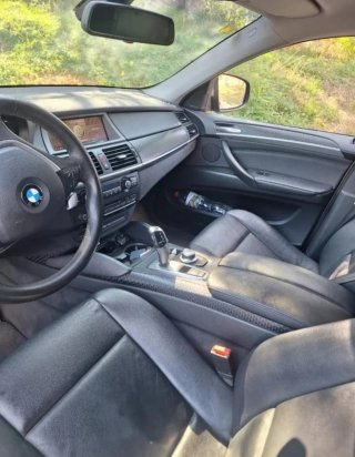 BMW X6 2011