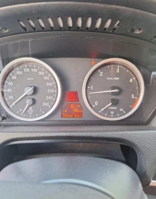 BMW X6 2011