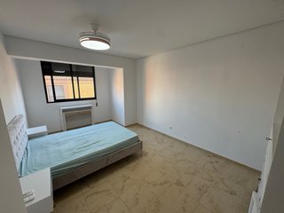 Se alquila piso
