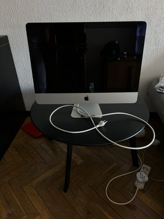 Imac 2008 (sin teclado) con enchife de latam