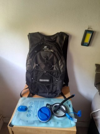 Mochila Expansea con bolsa de agua 3L