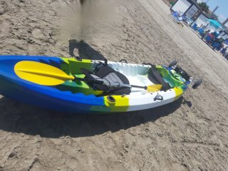 Kayak con ruedas para playa
