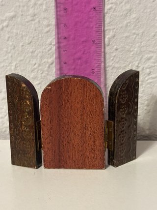 Figura religiosa tríptico