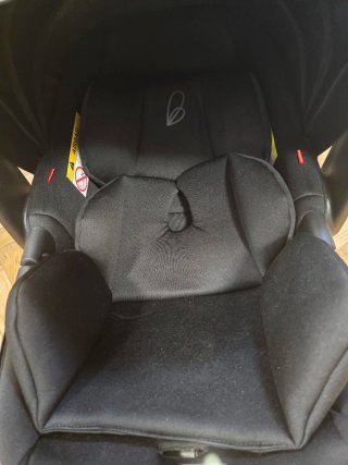 Silla de coche para bebé negra