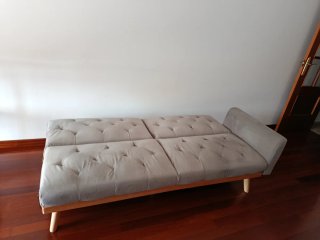 Sofá Cama Gris Tela y Madera