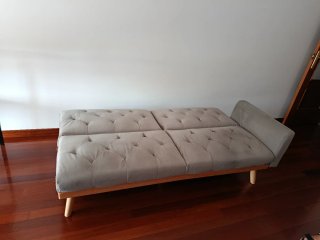 Sofá Cama Gris Tela y Madera