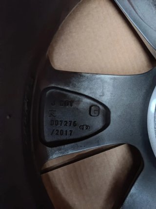 4 Llantas originales Toyota RAV4 18