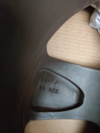 4 Llantas originales Toyota RAV4 18