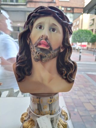 Busto Cristo Muerto