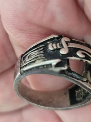 Anillo Plata Diseño Espada y Escudo en plata 925