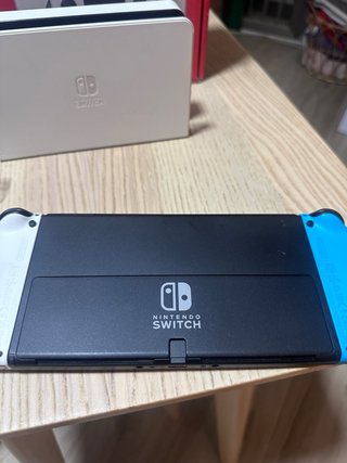 Nintendo Switch OLED Azul y Blanco