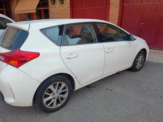 Toyota Auris 2013