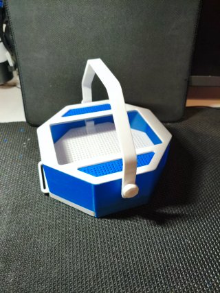 Caja para gusanos de seda