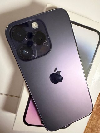 iPhone 14 Pro Morado Oscuro