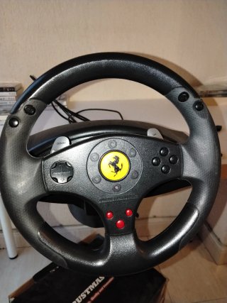 Volante Ferrari Thrustmaster compatible