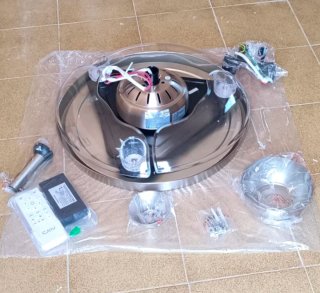Ventilador de techo retráctil con luz