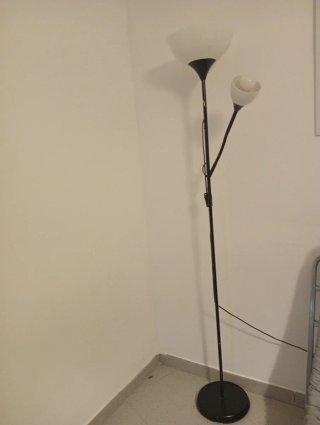 Lámpara de pie moderna