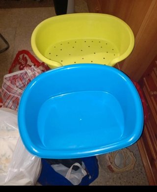Camas para mascotas azul y amarillo