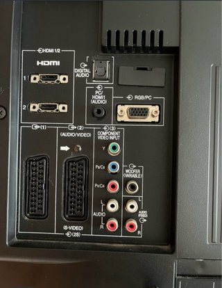 Televisor Toshiba 32” LCD con Chromecast
