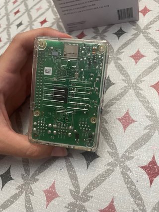 Raspberry Pi 3B con fuente de alimentacion