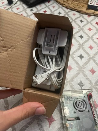 Raspberry Pi 3B con fuente de alimentacion
