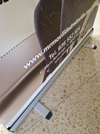 Cartel publicitario