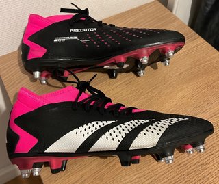 Botas de fútbol Adidas Predator Negras/Fucsia