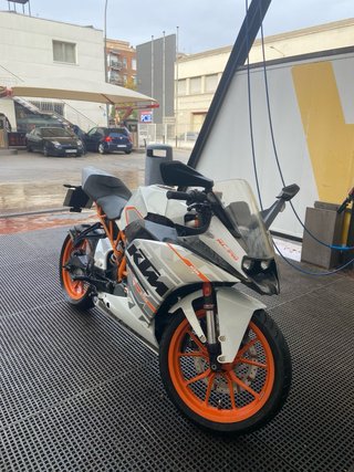 KTM RC 125 2016 - 23.000 Km