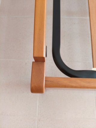Cama individual de madera