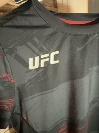 Camiseta UFC Venum Negra Talla M