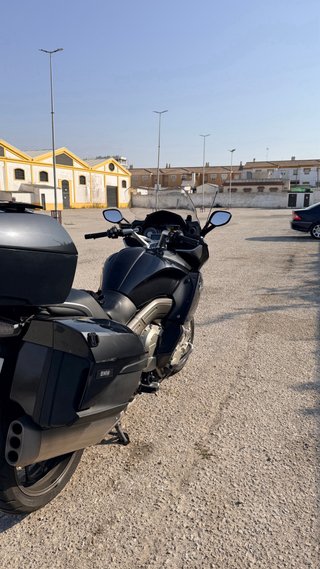 BMW K 1600 GT Negra