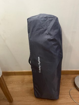 Cuna de viaje portátil