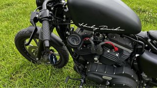 Harley Davidson Iron 883XL