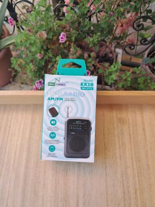 Radio Mini Portátil AM/FM KK19