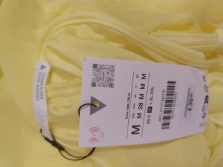 Vestido largo volantes escote espalda Zara talla M